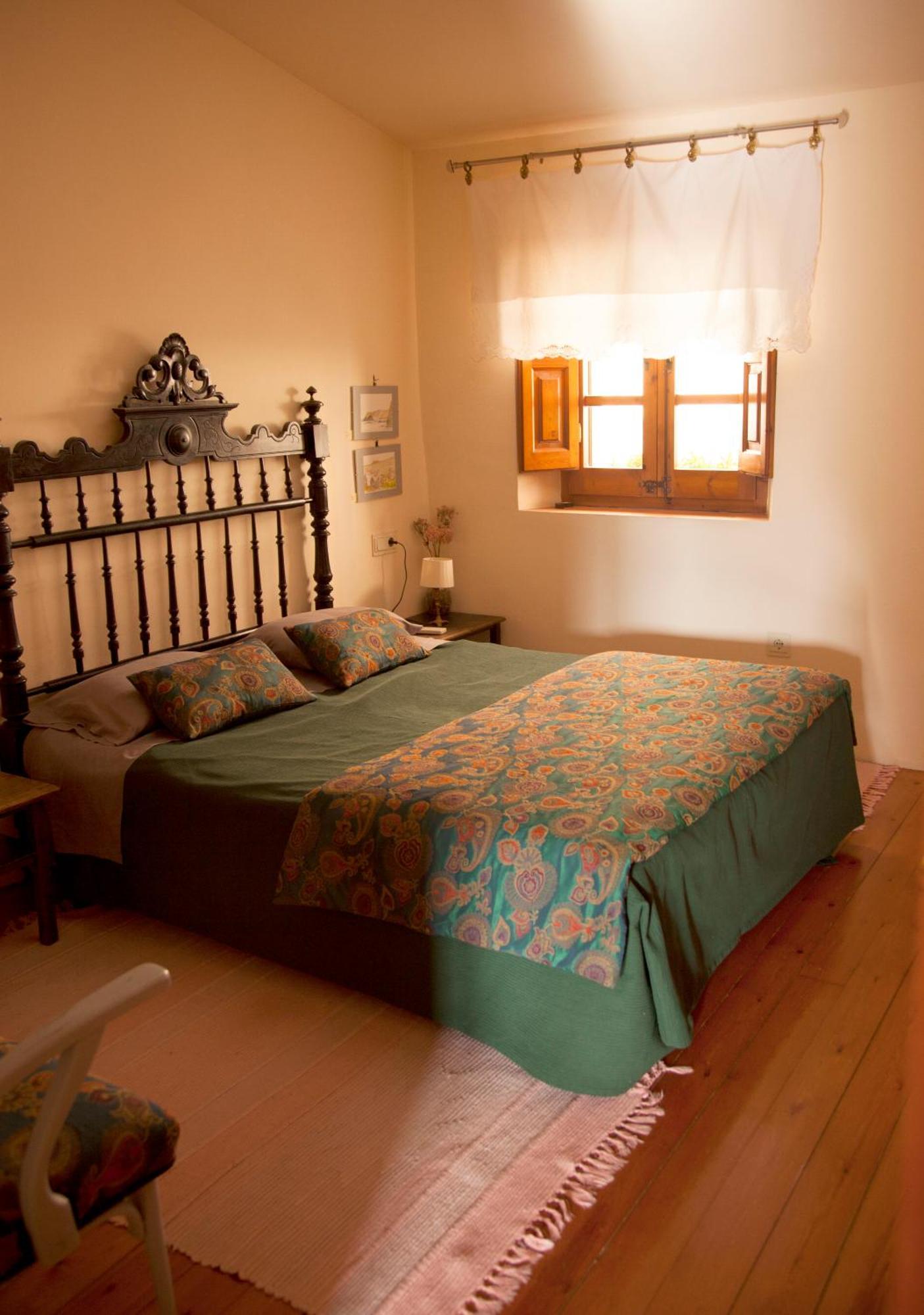 Apartamento La Costa Peralada Luaran gambar